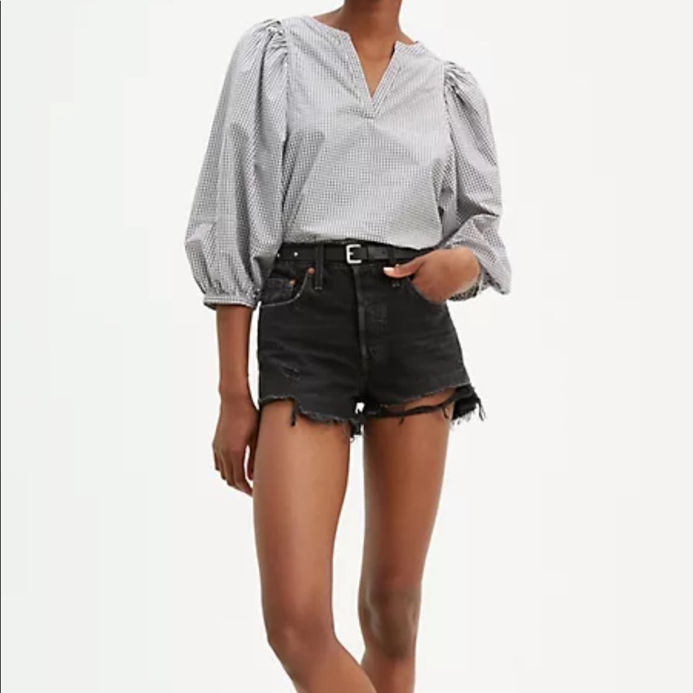 Levi’s black 501 cutoff shorts